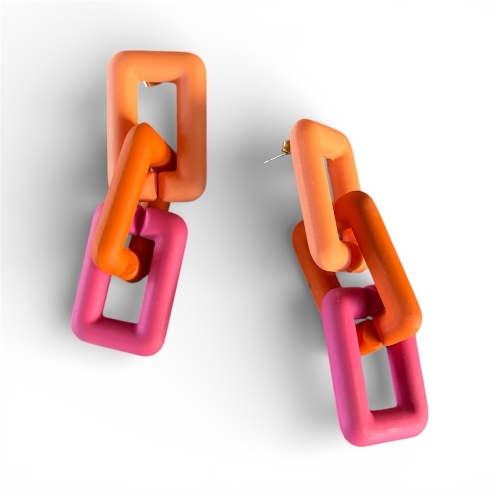 LIKE NEW Chunky Square Peach, Hot Pink and Orange Link Earrings Groovy, 70s